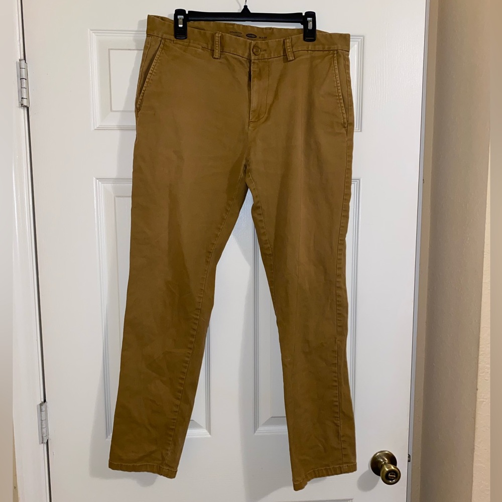 Old Navy Ultimate Slim Khaki Pants